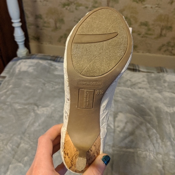 Christian Siriano Pumps - Picture 3 of 5